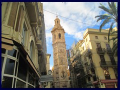 Plaza de la Reina - Santa Catalina Church Tower